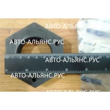 Гайка ступицы передняя GRB 38*70 